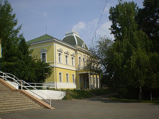 Plotényi Manor House