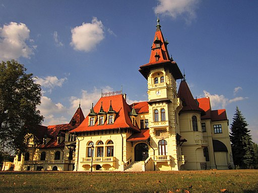 Csáky Manor